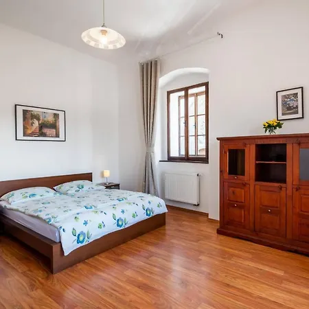 Stary Farhof Apartment Kutna Hora Exterior photo