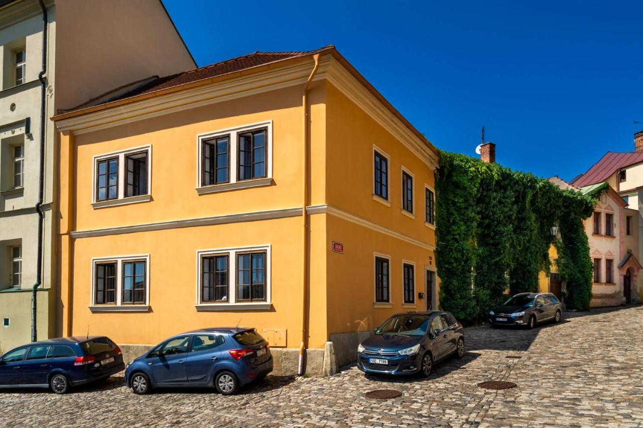 Stary Farhof Apartment *